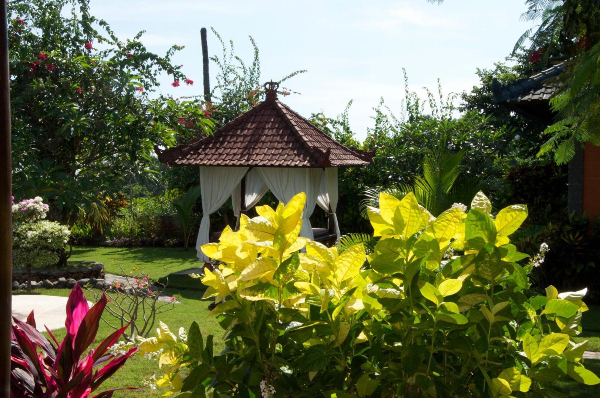 Villa Bali Pondok Jepang Lovina  Luaran gambar