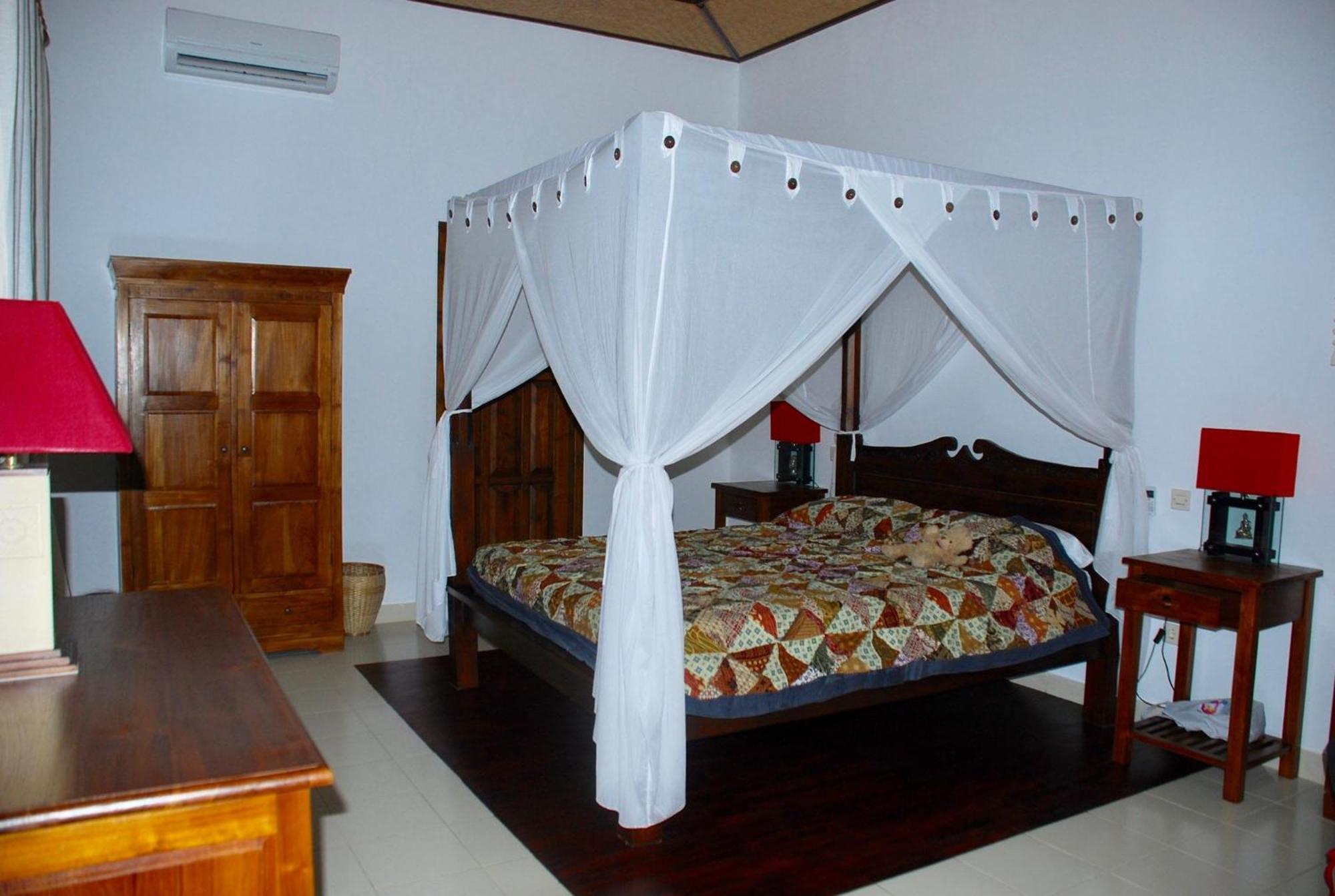 Villa Bali Pondok Jepang Lovina  Luaran gambar